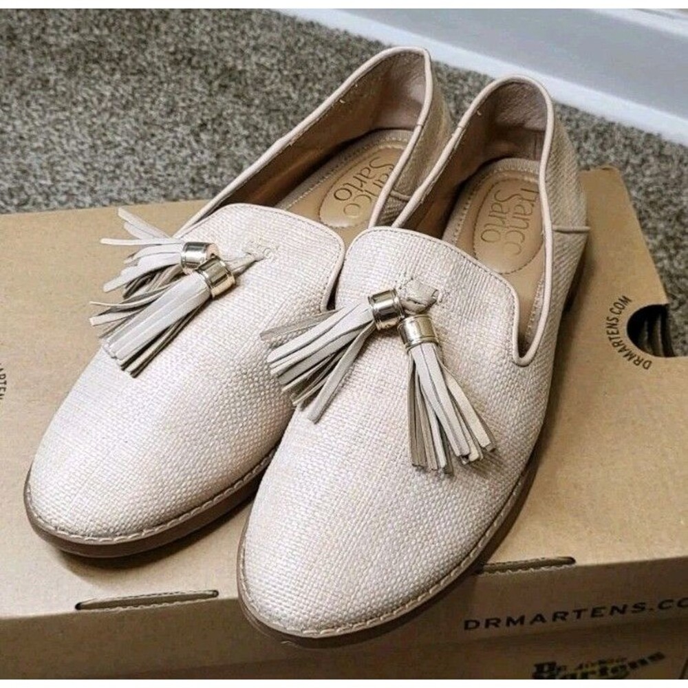Franco Sarto Hadden 2 Neutral Oat Woven Texture Tassel Loafers Size 6.5M